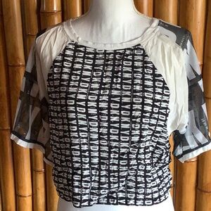 DKNY Logo Crop Top Fish net Sleeves